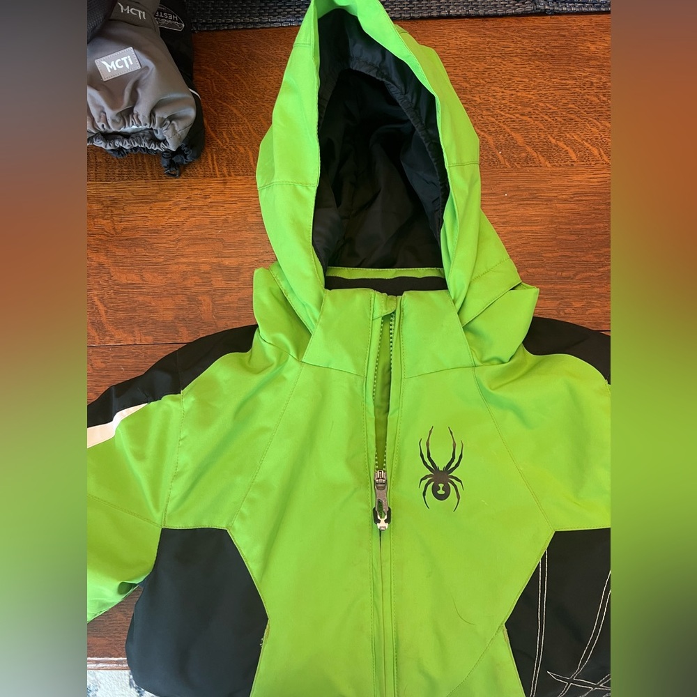 Boys Ski/Snow Suit Set
MAKE OFFER